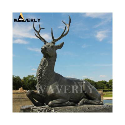 China Europe Indoor Deer Statue Classic Design Life Size Bronze Skyfall Sitting Deer Statue For Sale for sale