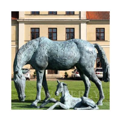 China Europe Luxury Running Foal Bronze Horse Sculpture Figurine Metal Horse Statues Life Size Horse Sculpture for sale