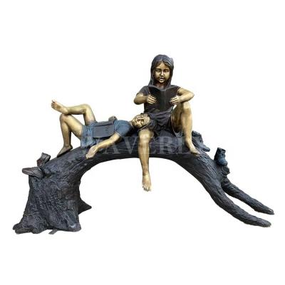 China Europe Garden Decoration Life Size Bronze Boy And Girl Sculptures Bronze Children Statue Sitting On A Stump for sale