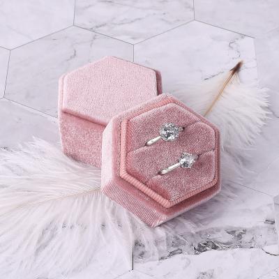 China Diamond Ring Box ChenXin Shipping jewelry velvet box gift wedding double pink ring box velvet jewelry packaging box with logo luxury for sale