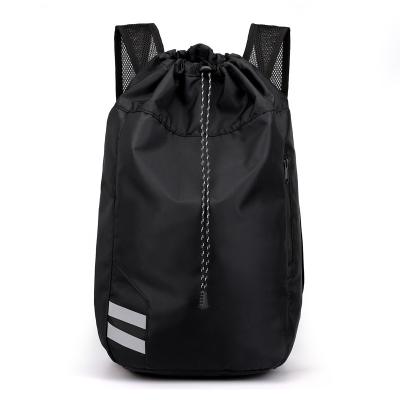 China With USB fashion trend leisure drawstring bag backpack sports tube bag training basketball bag travel backpack for sale