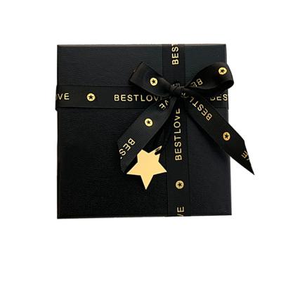 China Fashionable Star Gift Box Gold Design Custom LOGO Valentine's Day Birthday Handmade Gift Box for sale