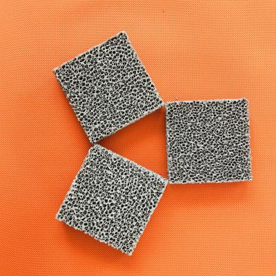 China Siliciumcarbide keramische schuimfilter Al2o3 Metalen schuimfilter voor de metaalfiltratie-industrie Te koop