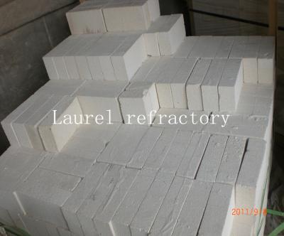 China Lightweight Energy saving Insulating Fire Brick / Refractories Heat Brick for sale