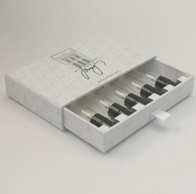 China Recyclable Wholesale White Perfume Sample Gift Cosmetics Packaging Drawer Box for sale