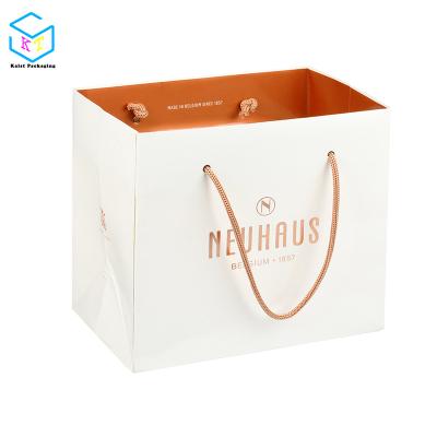 China Recyclable Luxury Custom Chocolate Gift Packaging Shopping Paper Bag With Logos for sale