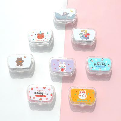 China Customized Wholesale Cute Contact Lenses Case Box Display Box Easy Carry Contact Lens Case With Plastic Mirror Contact Lens Case for sale