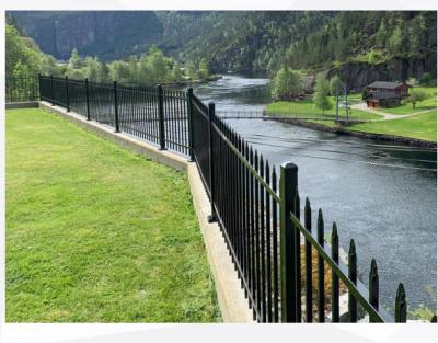 China Easily Assembled 2023 Hot Selling Galvanized Steel Forged Metal Fence for sale