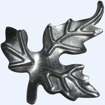 China Modern Steel Fence Leaf / Steel Grape Leaves / Steel Artistic Leaf for sale