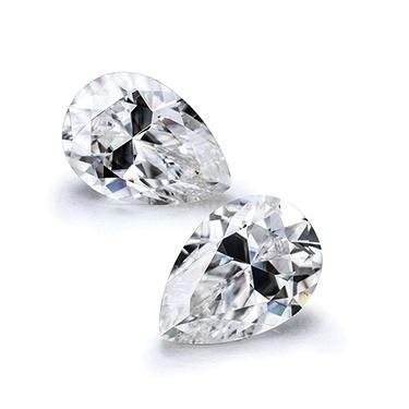 China High quality color set or fire good price per precious small carat sizes pear cut pure white moissanite for ring making for sale