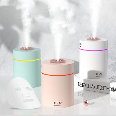 China USB Air Humidifier 260ml Outdoor Ultrasonic Essential Oil Diffuser Mini Cool Mist Maker with Colorful Light for Car Home for sale