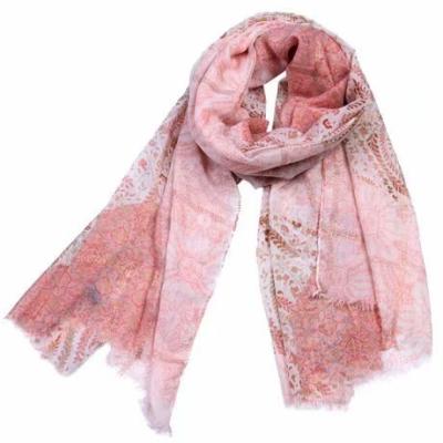 China 2021 European American women's printing scarf tassel fashionable soft soft shawl with gold thread cashew polyester cotton scarf for sale