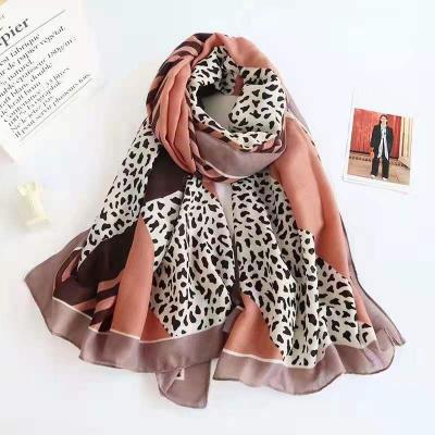 China High quatily new popular print female fashion floral multifunctional muslim shawl polyester large scarf for women for sale