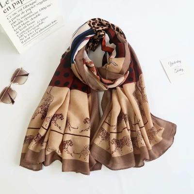 China 2021 new design new design fashion female muslim cotton multifunctional cotton shawl polyester cotton and linen scarf for sale