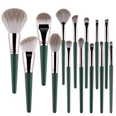 China Angular Blush Ultimate Designer Makeup Brush Revolution Beauty USA Essential Makeup Tools Face Makeup Brushes Kit for sale