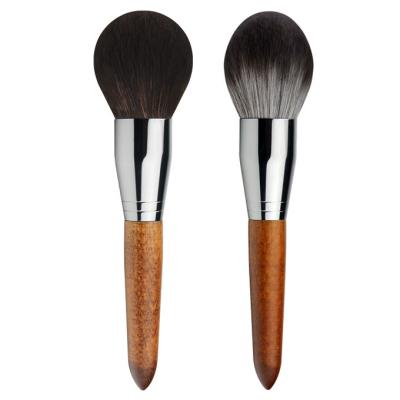 China High Quality Dense Smudge Brush Cosmetic Brushes Soft Synthetic Hair Wooden Handle Makeup Brush Single Large Fluffy Powder Make Up Brush for sale