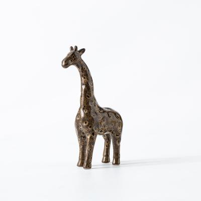 China Manual Grouting Home Indoor Indoor Kiln Glazed Giraffe Art Decoration Ornaments Oven Chandelier Decoration Table Top Decoration for sale