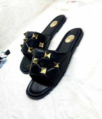 China Wholesale Lightweight White Sandals For Women Trim Leather Unique PU Women's Slippers Sandals Shoes Rubber Sandals for sale