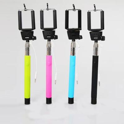 China Mini Portable Monopod Cable Plug Pole Wholesale Folding Selfie Stick Wired Cable mini monopod selfie stick with shutter button for sale