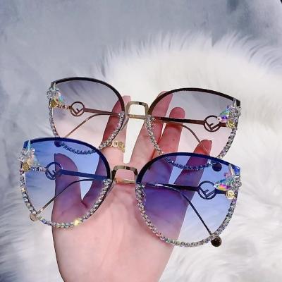 China Fashion Sunglasses 2021 Rimless Square Diamond Sunglasses Polarized Custom High Quality Fashion Sun Glasses For Women for sale