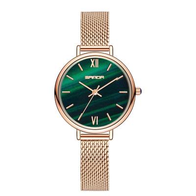 China Water Resistant Fashion Round Ladies Square Quartz Watch Strap Set Dial Gold Green Simple Mesh Dial Luxury Ladies Watch for sale