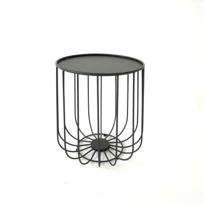 China Modern popular metal side table use match metal restaurant chairs MAKA tables for sale