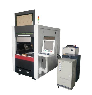 China 2000W Programmable Fiber Laser Cutting Machines Cutting Size 600x600mm BOAO Laser China for sale