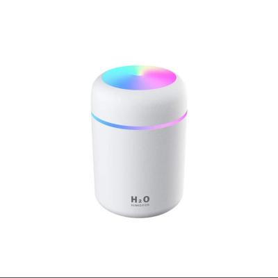 China Portable Car Humidifier Mini Ultrasonic Air Humidifier Automatic Sprayer Fogger Mist With LED Lamp for sale