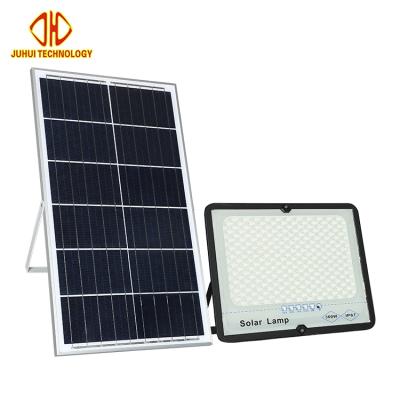 China Brightest Garden Outdoor Aluminum Black 40W 50W 100W 200W 300W Rainproof IP67 Solar Flood Light for sale