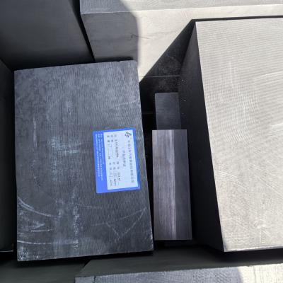 中国 Graphite Raw Materials Supplier EDM Graphite Electrode Isostatic Graphite Block 販売のため