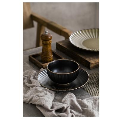 China New Workable Factory Restaurant Dessert Matte Ceramic Stoneware Black Dinner Charger Dish for sale