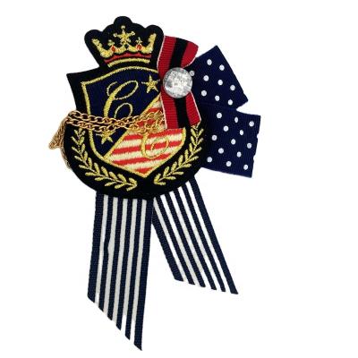 China 2021 Popular Wholesale Custom Custom Size Embroidery 3D Badge Gold Patch For Clothes for sale