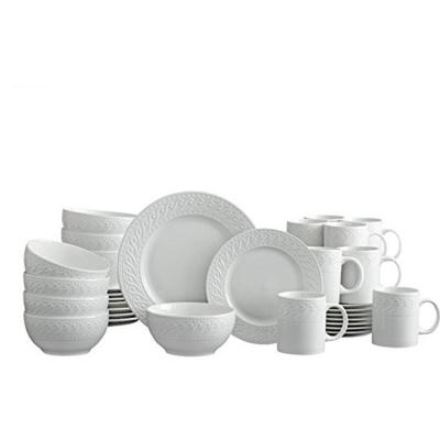 China Sustainable White Dinner Wholesale 16/18 Piece Chinese Fine Porcelain Dinnerware Set for sale