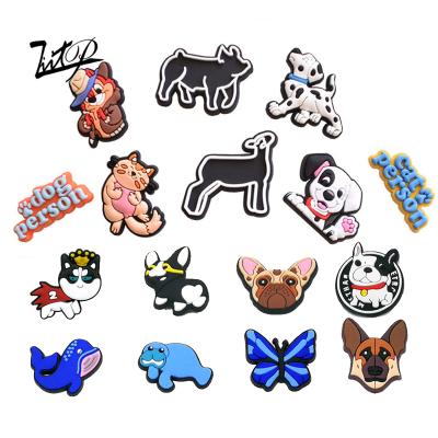 China Clog Charm 2022 Hot Selling PVC Creative Animal Fang Charm Accessories Wholesale Shoe Charm Designer Decorative Flowers for sale