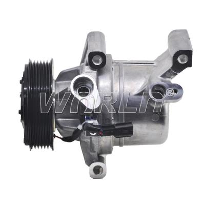 China Compressor da C.A. do carro do condicionador de ar de DKV09Z 6PK para Renault Logan For Duster For Sandero 1,5 926005154R 699495 WXRN050 à venda