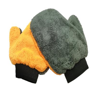 China Tiikeri Super Absorbent High Quality Best Wash Gloves Scratch Free Car Wash Glove for sale