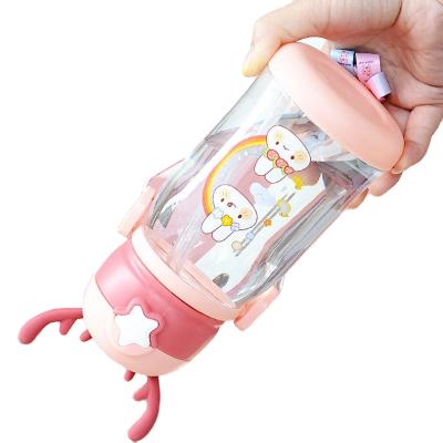 China Kids 600ml Sustainable Novelty Design Plastic Portable Water Bottle With Antler Cup Lid Drink Bottle for sale