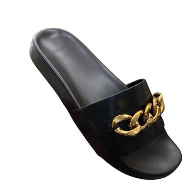 China Flat 2022 Hot Sale Summer Casual Men Beach Designer Sandals Men Slippers Sandals for sale