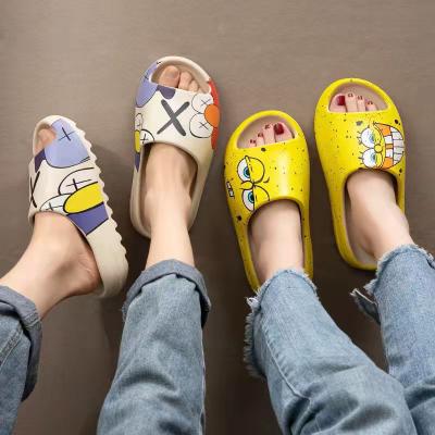 China Factory wholesale 2022 cartoon CUSHIONING printing pink luxury sandals women sandals otaku slippers summer yeezy unisex yeezy sandals for sale