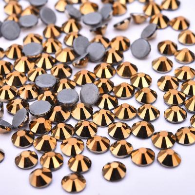 China Hotfix hotfix diamond rhinestone flat bottom gold flatback garment accessories hotfix rhinestone color hot luminous hotfix diamond for sale