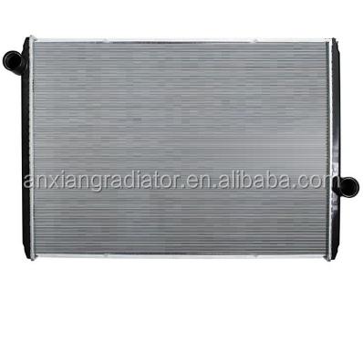 China Tractor Aluminum Plastic Parts Tanks Aluminum Core Truck Radiator For Ford/Sterling L9000, A Line, L Line 1030227 BAB4147 F6HT8009EE for sale