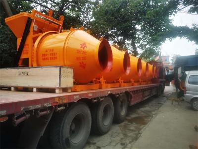 Cina 8m3/h Engineering Construction Machinery Portable Drum Concrete Mixer in vendita