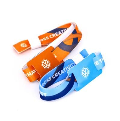 China Waterproof / Weatherproof Popular Customized Tag Wristbands Event Festival Woven Wrist Band Non RFID Wristband for sale