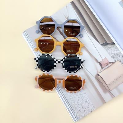 China Fashion Sunglasses Children New Personality Protect Eyes Baby UV400 Sunglasses Kids Sun Protection Outdoor Sunglasses For Boys Girls for sale