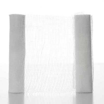 China 100% Cotton Wound Care Dressings Gauze Bandages White Sterile Cotton Gauze Bandage Roll for sale