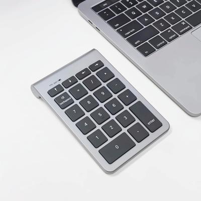 China Teclado de membrana à prova d'água multimídia sem fio com botão à venda