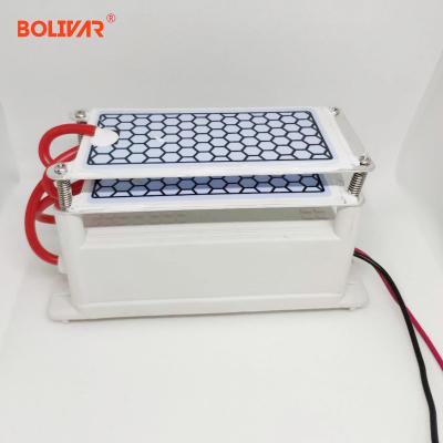 China Hotel Ozone Generator Portable Double Built-in Ceramic Plate Car Air Purifiers Ozonizer Machines for sale