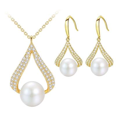 China Best Selling Environmentally Friendly Elegant Wedding Dangle Pearl Earrings Necklace Sets Simple 18K Real Gold Plated Bridal Pearl Jewelry Sets for sale