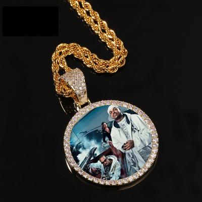 China BOHEMIA Jewelry Personalized Custom Photo Medallions & 18K Gold Pendant Necklace Silver Cubic Zircon Hip Hop Jewelry Dog Necklace FO for sale