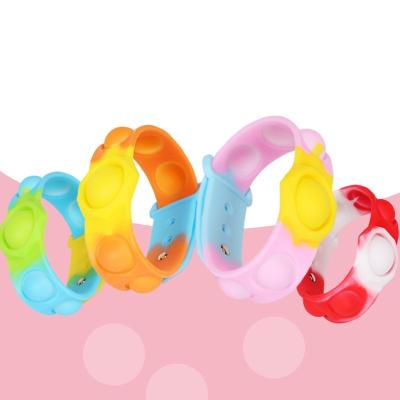 China Relieve Stress Stirrup Bracelets Toys Hands Belt Silicone Relaxation Worry Bracelet Stirrer Toys Jumping Stirrer Toy Sensory Push Bracelet for sale